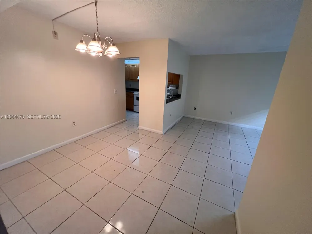 451 NW 100th Pl #101 Pembroke Pines, FL 33024