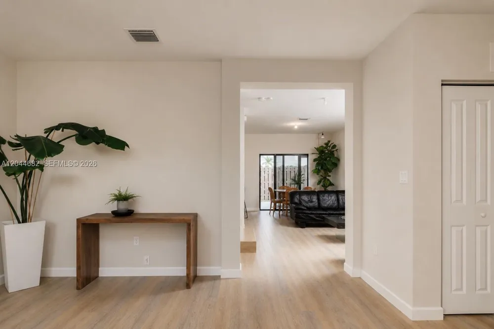 10079 SW 228 #10079 Miami, FL 33190
