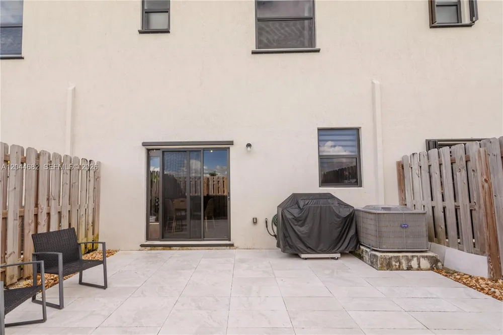 10079 SW 228 #10079 Miami, FL 33190