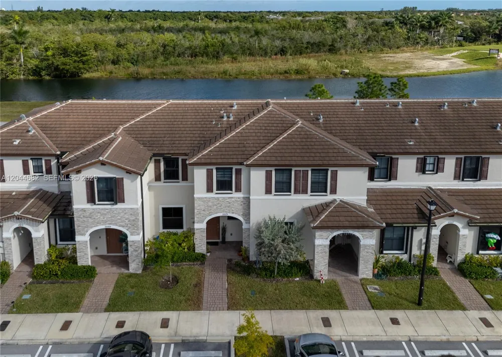 10079 SW 228 #10079 Miami, FL 33190
