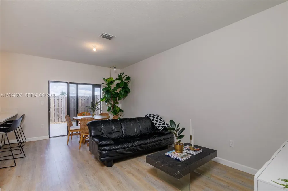 10079 SW 228 #10079 Miami, FL 33190