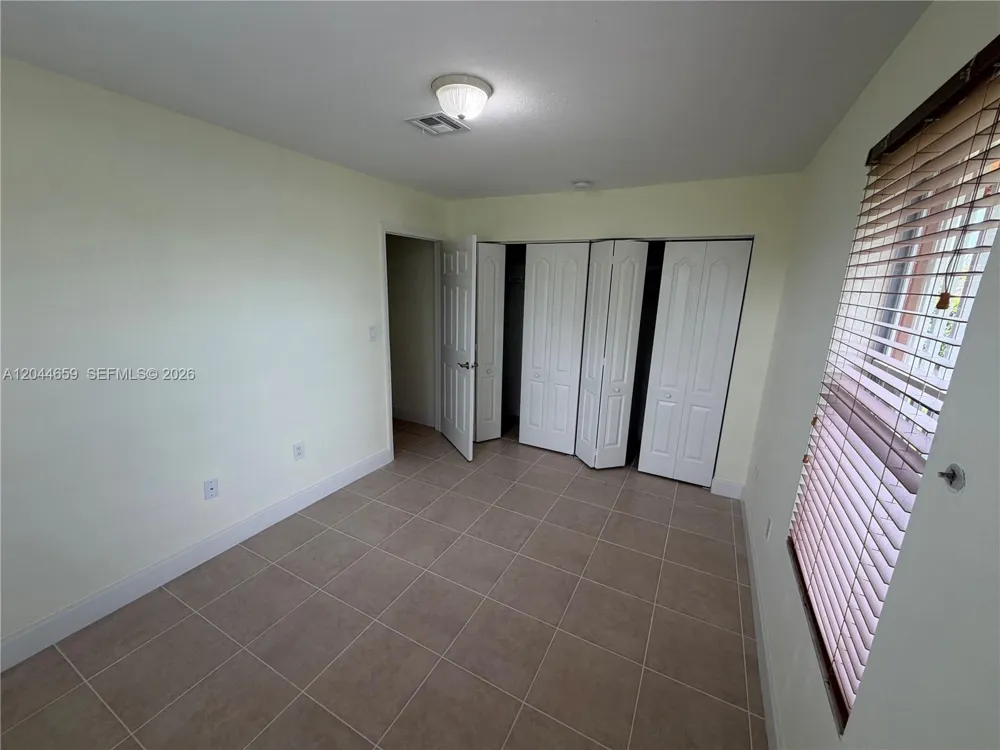 10530 SW 183rd St #2 Miami, FL 33157
