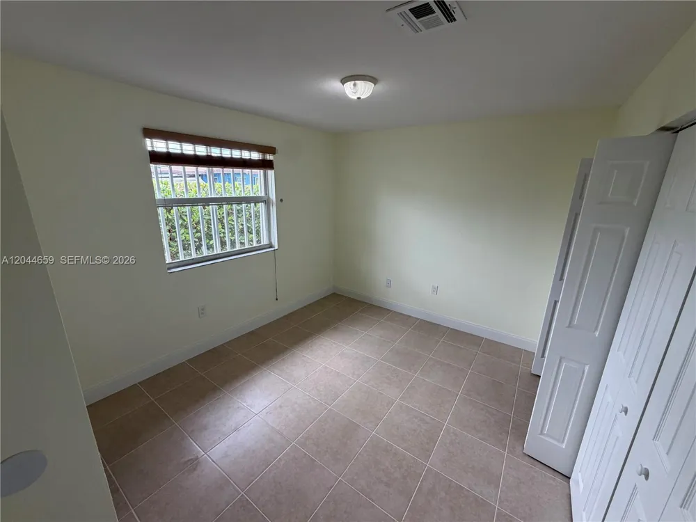 10530 SW 183rd St #2 Miami, FL 33157