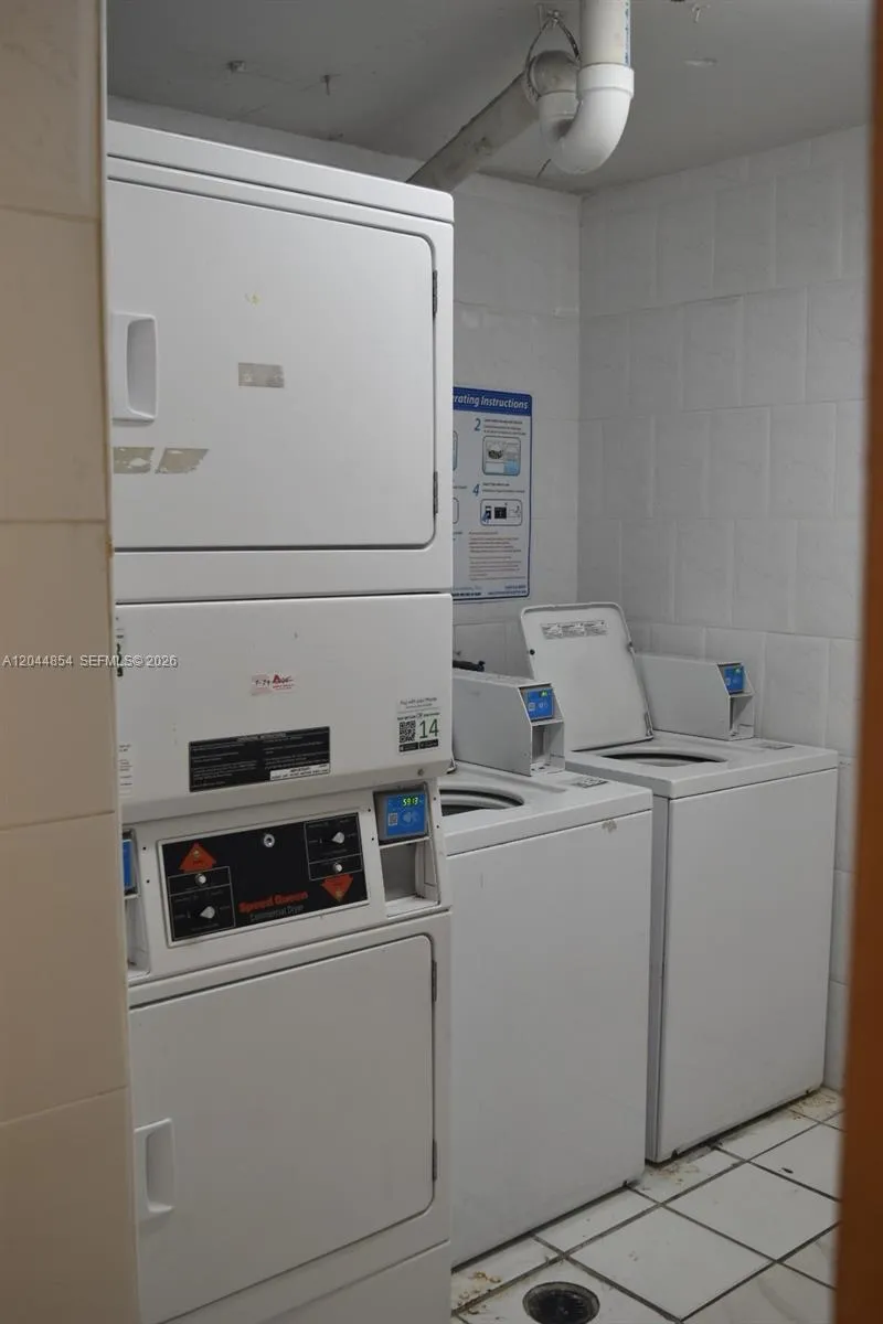 666 W 81st St #311 Hialeah, FL 33014