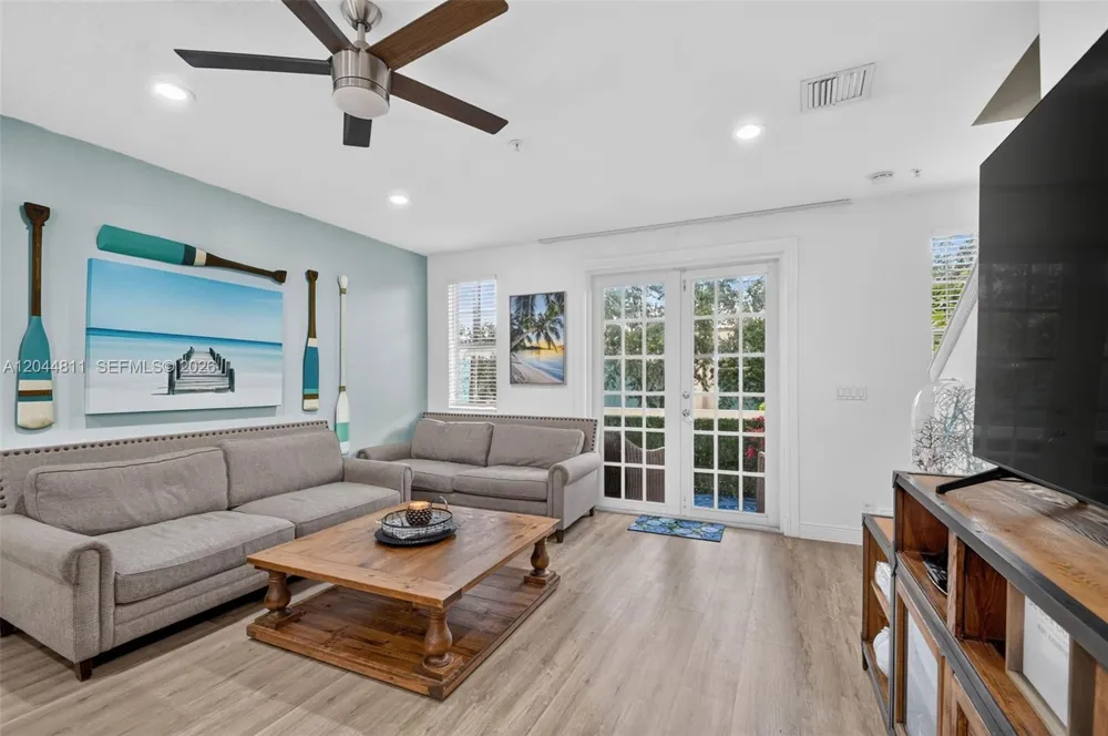 810 3rd Ave N #76 Lake Worth, FL 33460