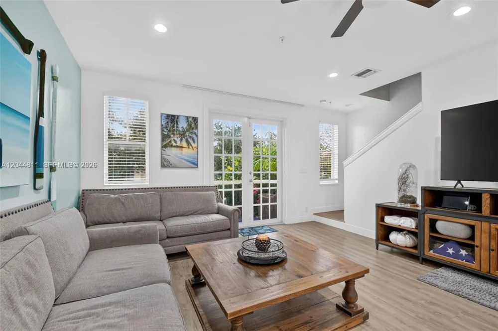 810 3rd Ave N #76 Lake Worth, FL 33460