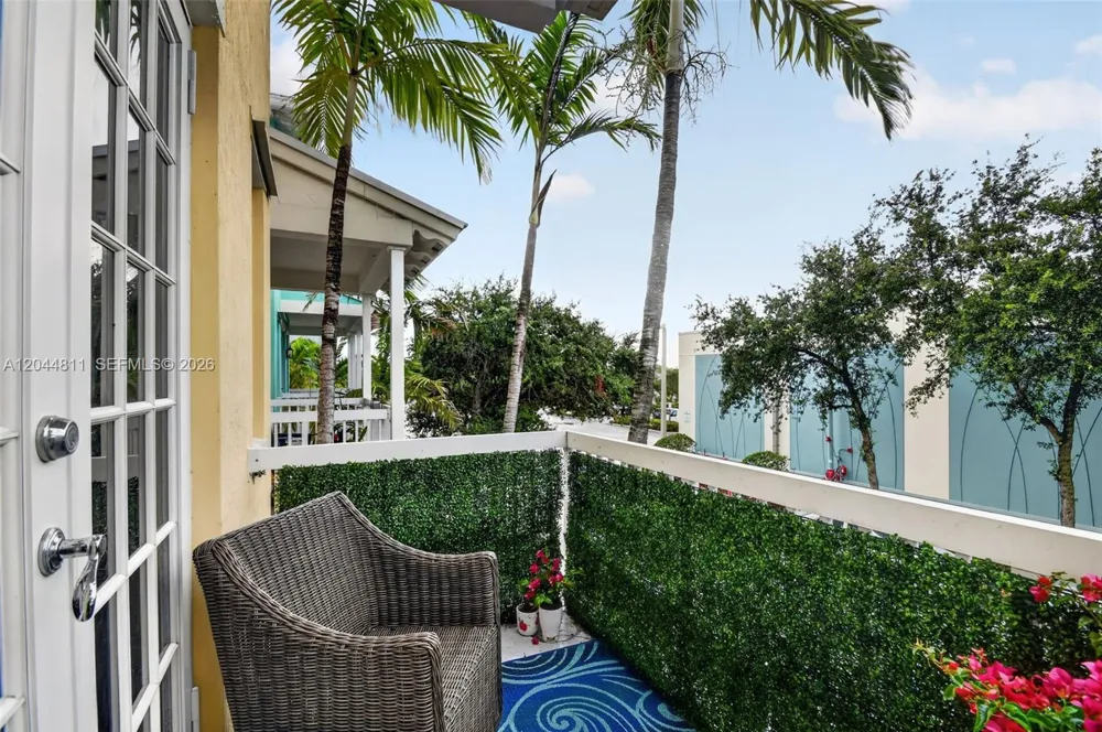 810 3rd Ave N #76 Lake Worth, FL 33460