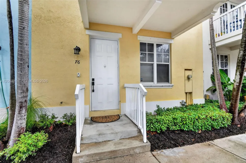 810 3rd Ave N #76 Lake Worth, FL 33460
