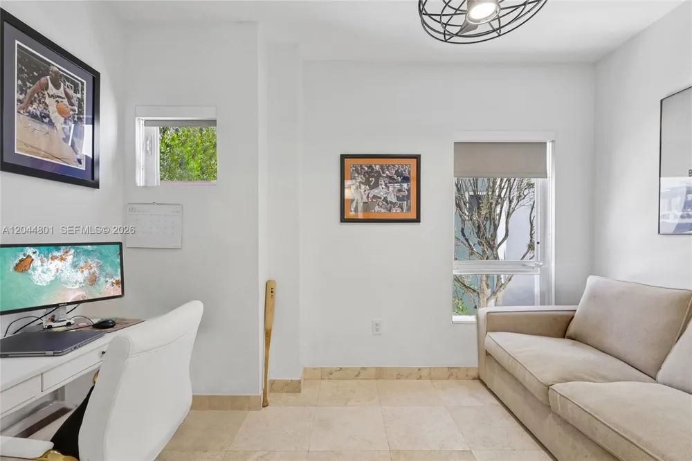 204 Washington Ave #13 Miami Beach, FL 33139