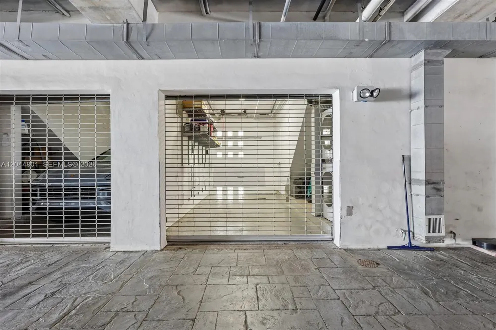 204 Washington Ave #13 Miami Beach, FL 33139