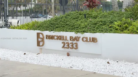 2333 Brickell Ave #614