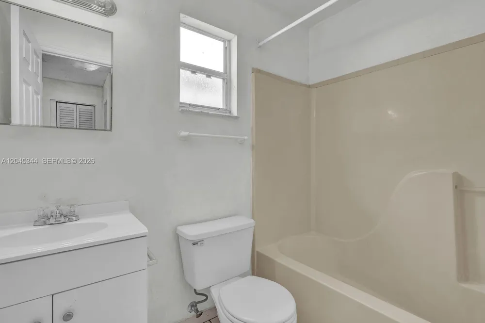 768 SW 9th St Florida City, FL 33034