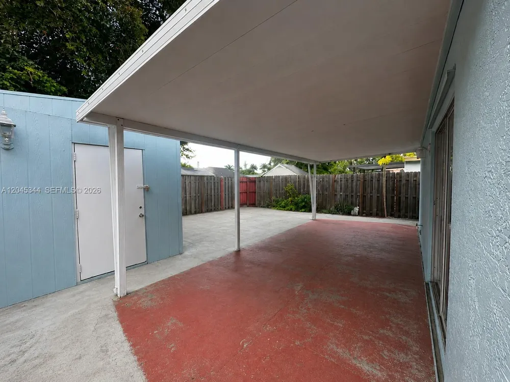 768 SW 9th St Florida City, FL 33034