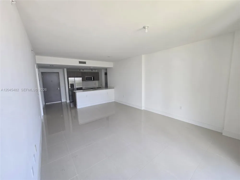 201 SW 17th Rd #611 Miami, FL 33129