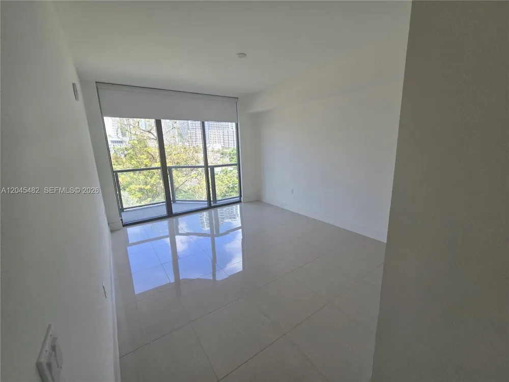 201 SW 17th Rd #611 Miami, FL 33129