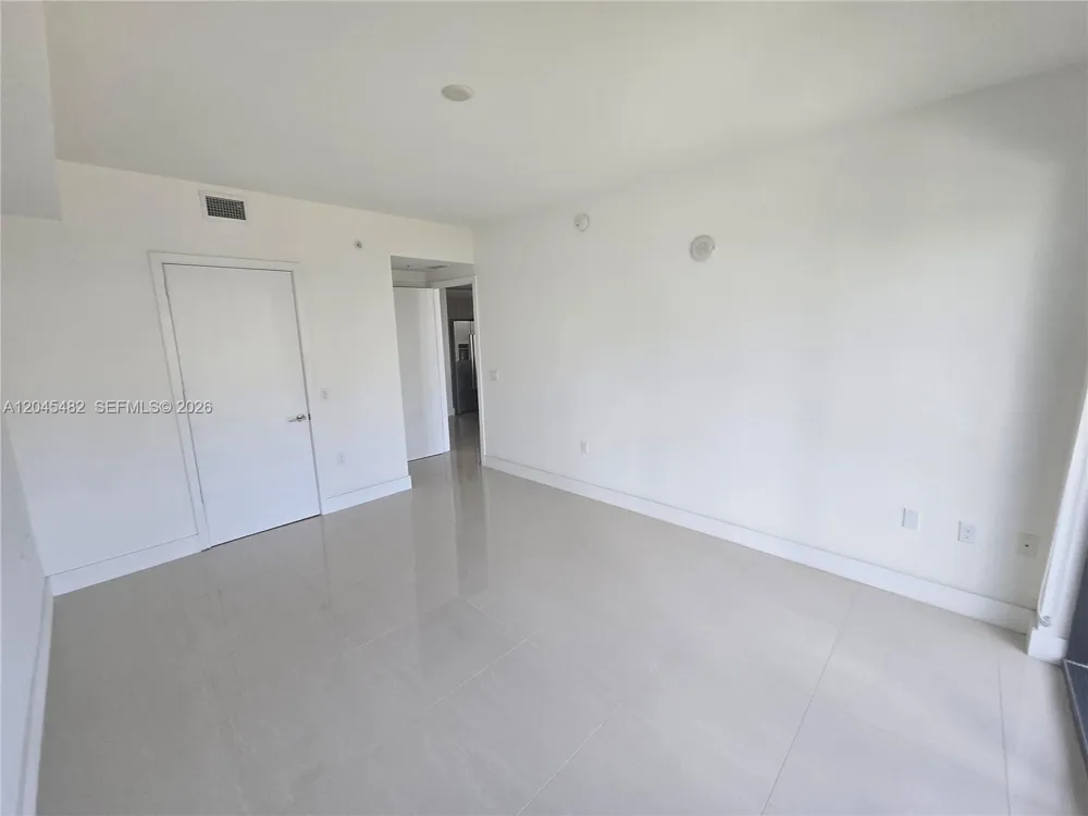 201 SW 17th Rd #611 Miami, FL 33129