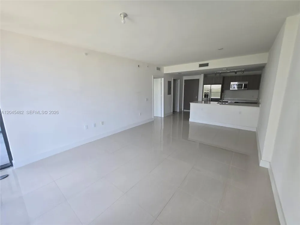 201 SW 17th Rd #611 Miami, FL 33129