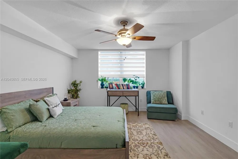 3232 SW 22nd Ter #804 Miami, FL 33145