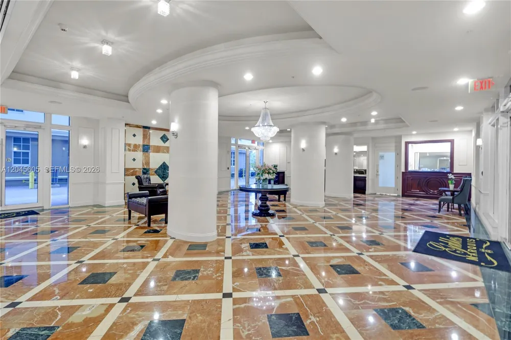 3232 SW 22nd Ter #804 Miami, FL 33145