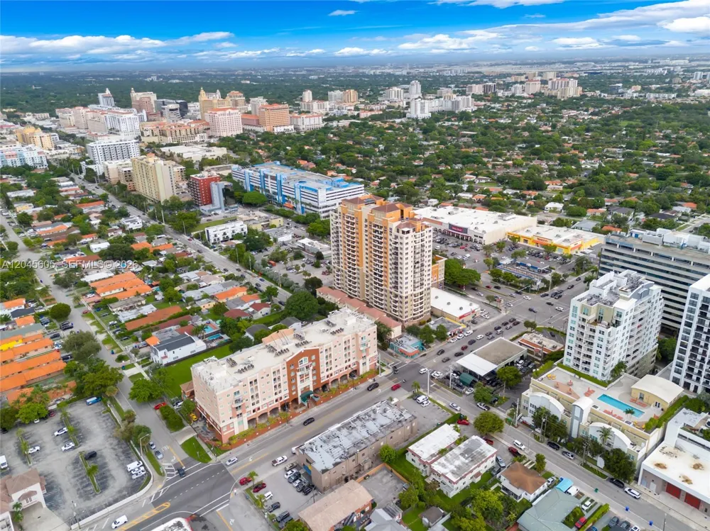 3232 SW 22nd Ter #804 Miami, FL 33145