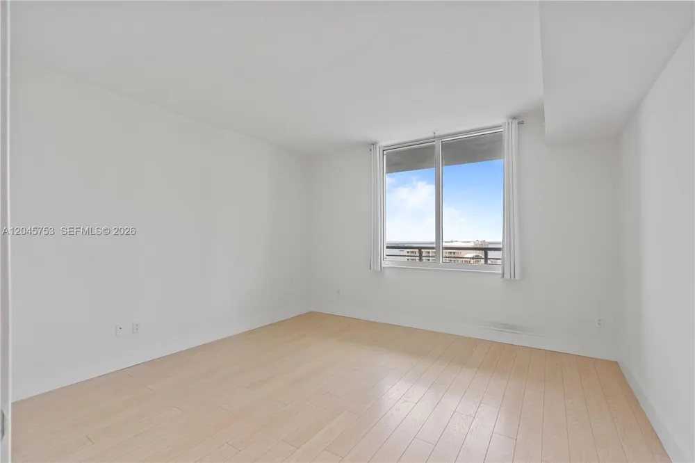 335 S Biscayne Blvd #3503 Miami, FL 33131