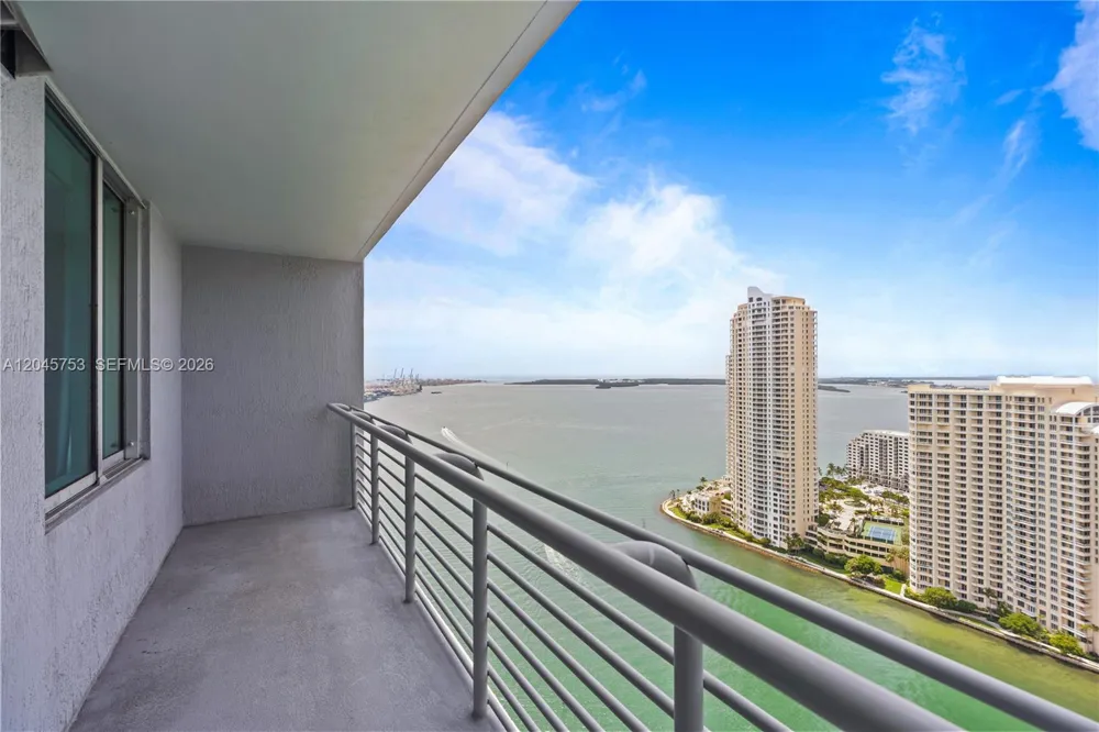 335 S Biscayne Blvd #3503 Miami, FL 33131