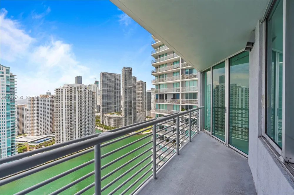 335 S Biscayne Blvd #3503 Miami, FL 33131
