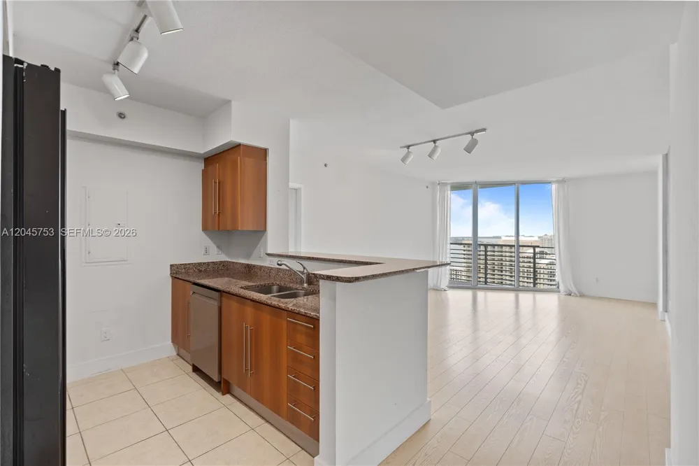 335 S Biscayne Blvd #3503 Miami, FL 33131