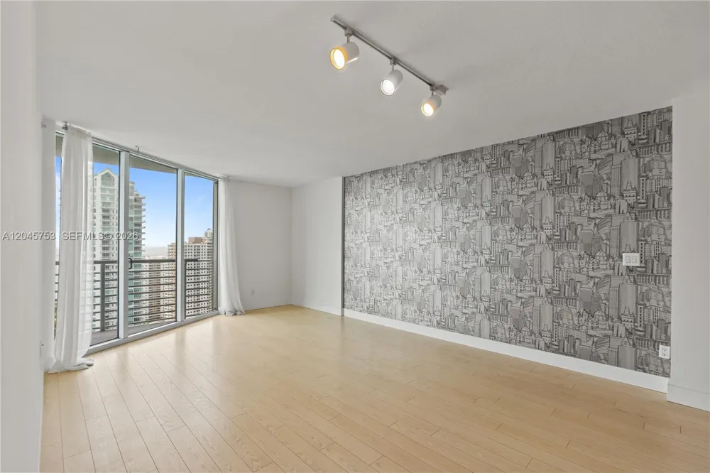 335 S Biscayne Blvd #3503 Miami, FL 33131