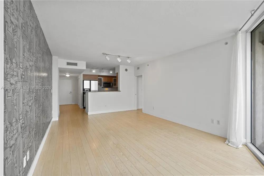 335 S Biscayne Blvd #3503 Miami, FL 33131