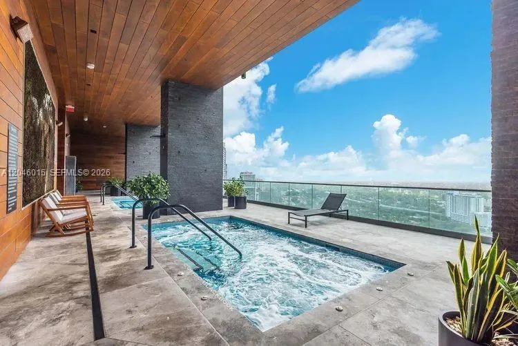 1451 Brickell Ave #1404 Miami, FL 33131