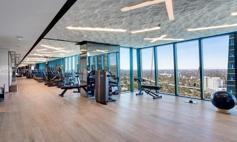 1451 Brickell Ave #1404 Miami, FL 33131
