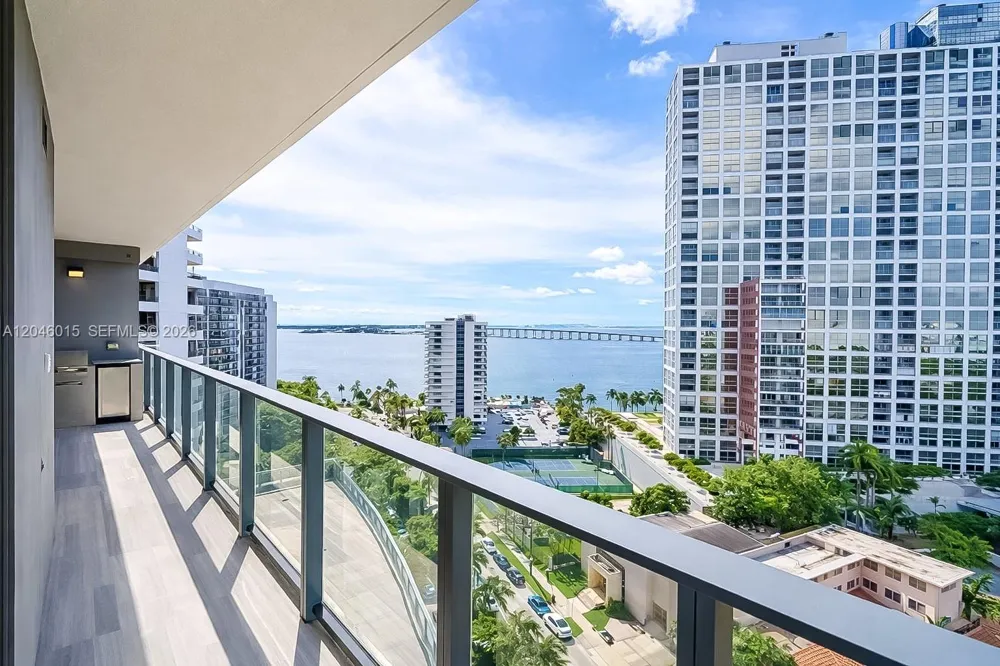 1451 Brickell Ave #1404 Miami, FL 33131