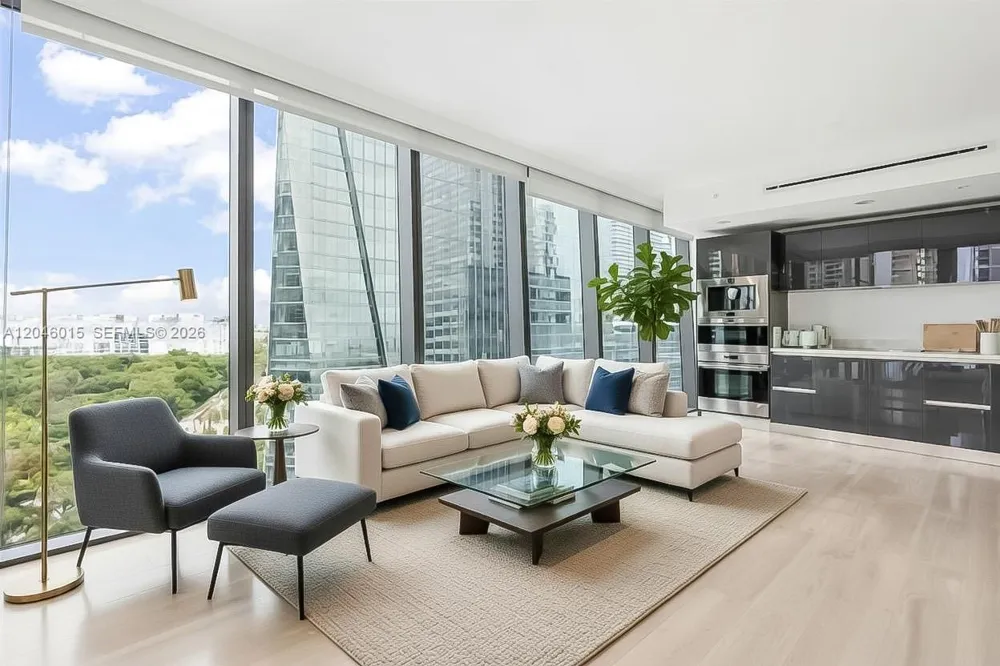 1451 Brickell Ave #1404 Miami, FL 33131