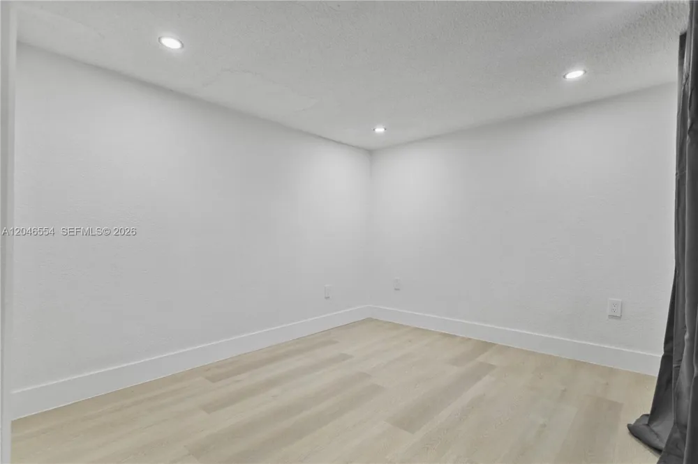 171 W 13th St Hialeah, FL 33010