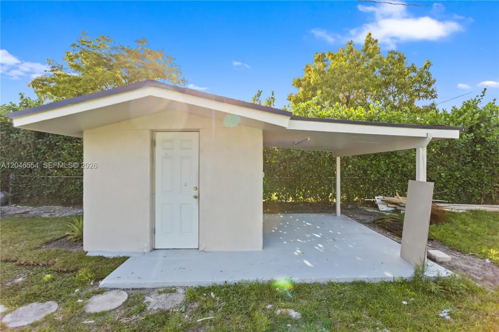 171 W 13th St Hialeah, FL 33010