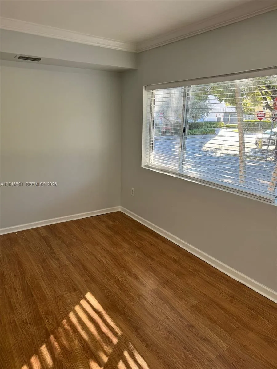 103 NW 6th Ave #2 Miami, FL 33128