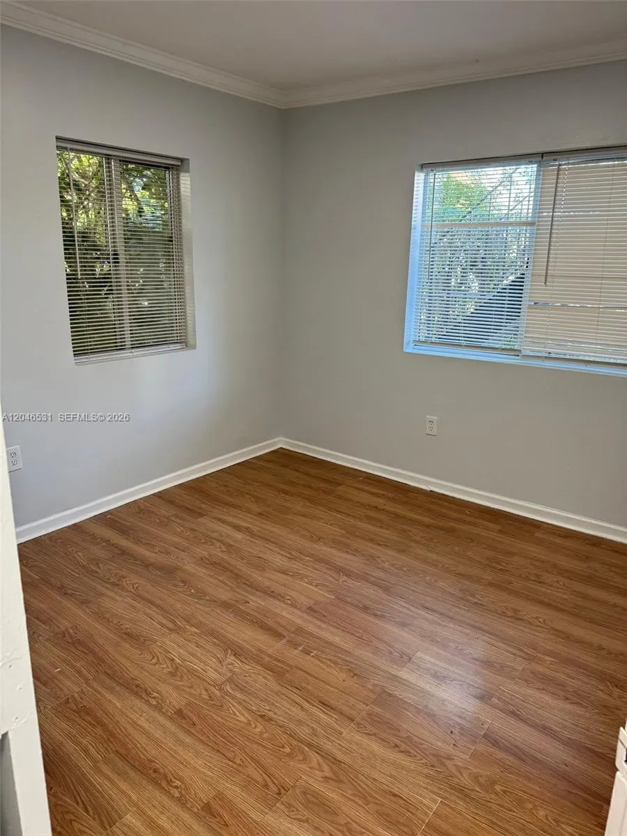 103 NW 6th Ave #2 Miami, FL 33128