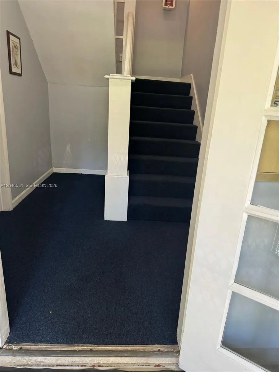 103 NW 6th Ave #2 Miami, FL 33128