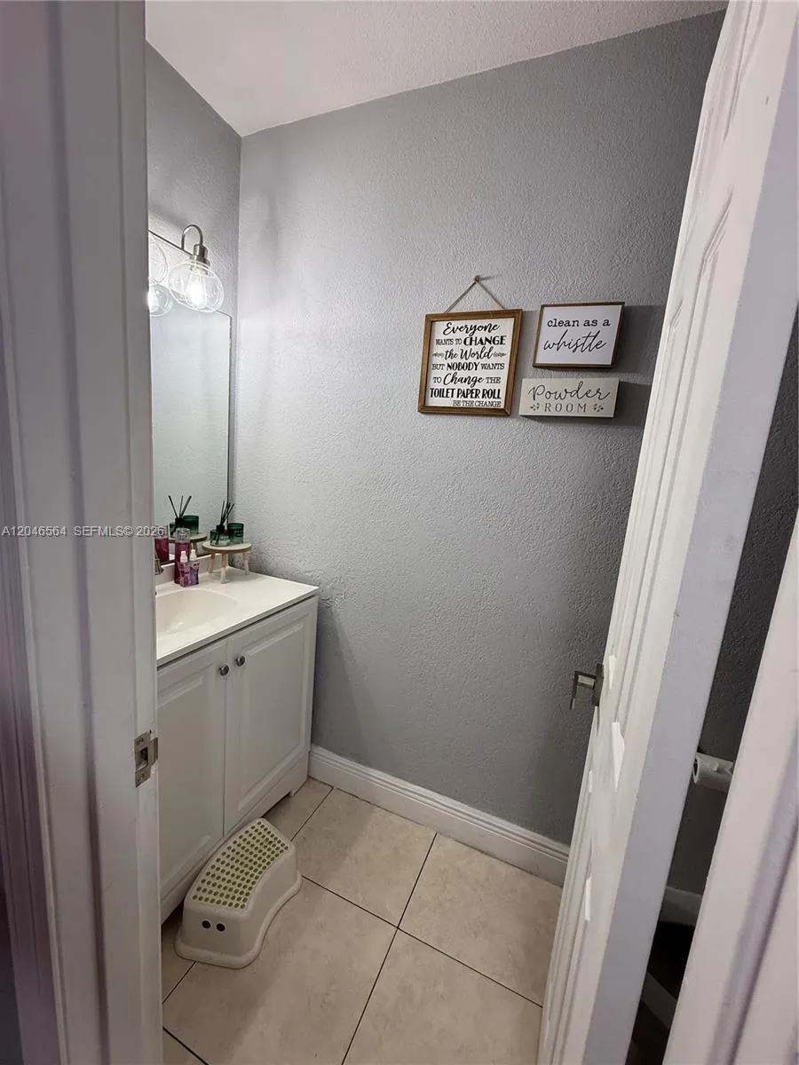 7151 W 3rd Ct #0 Hialeah, FL 33014