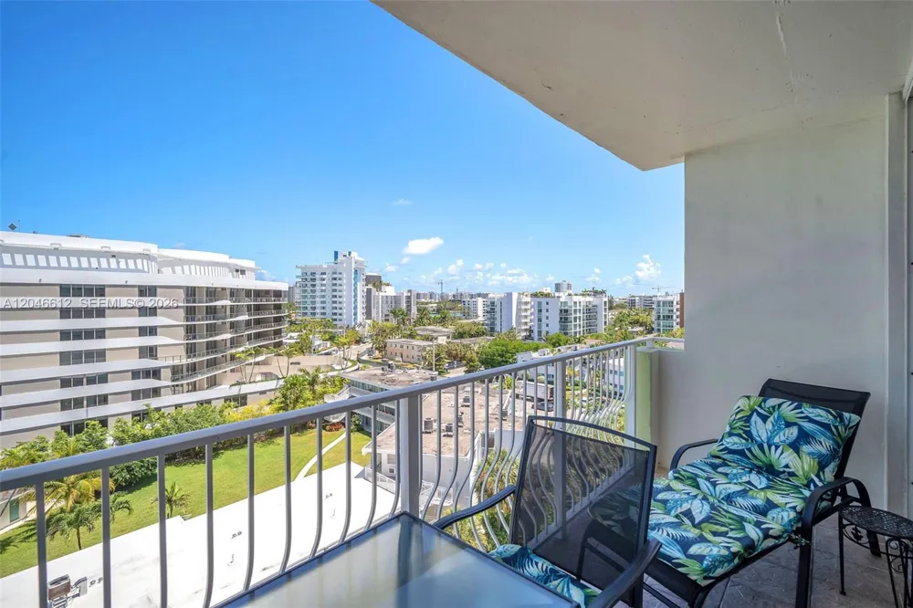 10350 W Bay Harbor Dr #8F Bay Harbor Islands, FL 33154