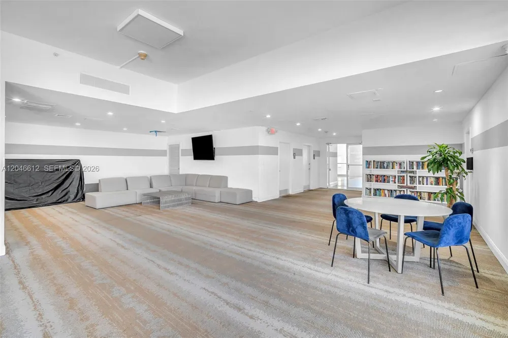 10350 W Bay Harbor Dr #8F Bay Harbor Islands, FL 33154