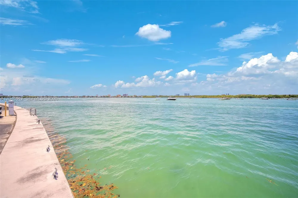 10350 W Bay Harbor Dr #8F Bay Harbor Islands, FL 33154