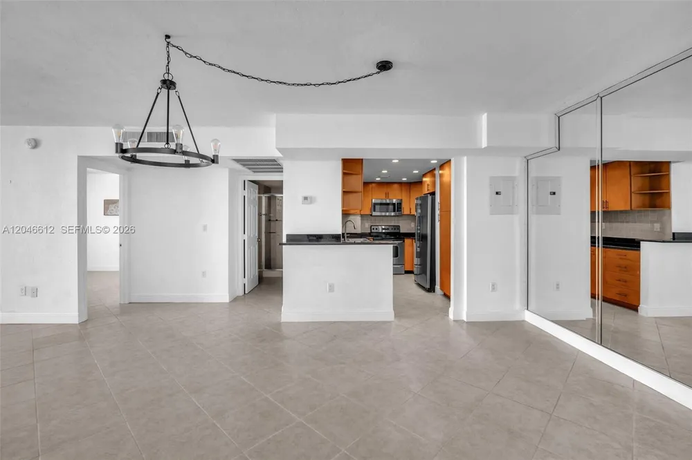10350 W Bay Harbor Dr #8F Bay Harbor Islands, FL 33154