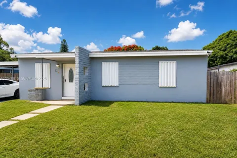 1211 Kasim St