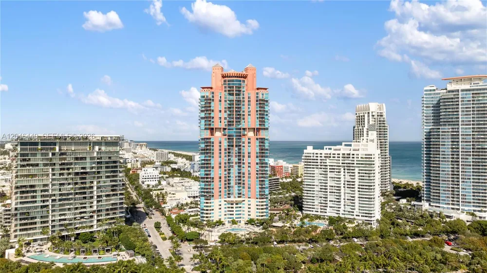 300 S Pointe Dr #907 Miami Beach, FL 33139