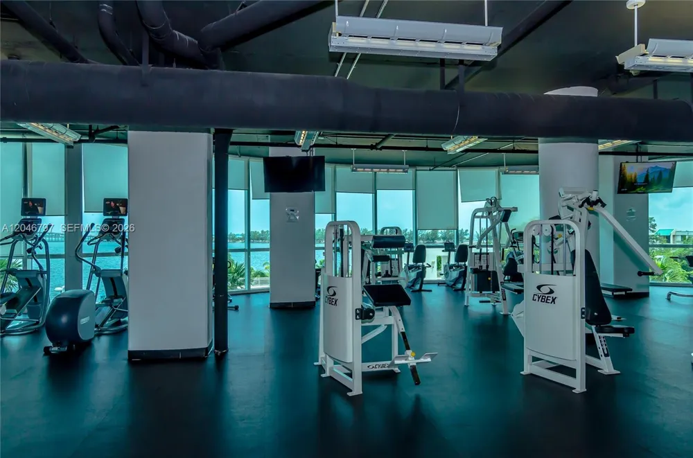 2101 Brickell Ave #1501 Miami, FL 33129