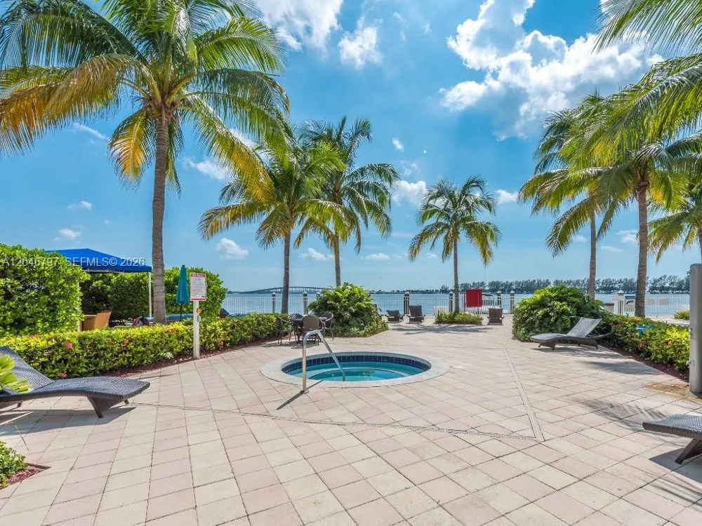 2101 Brickell Ave #1501 Miami, FL 33129