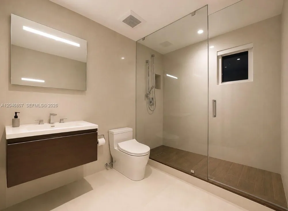 260 S Coconut Ln Miami Beach, FL 33139