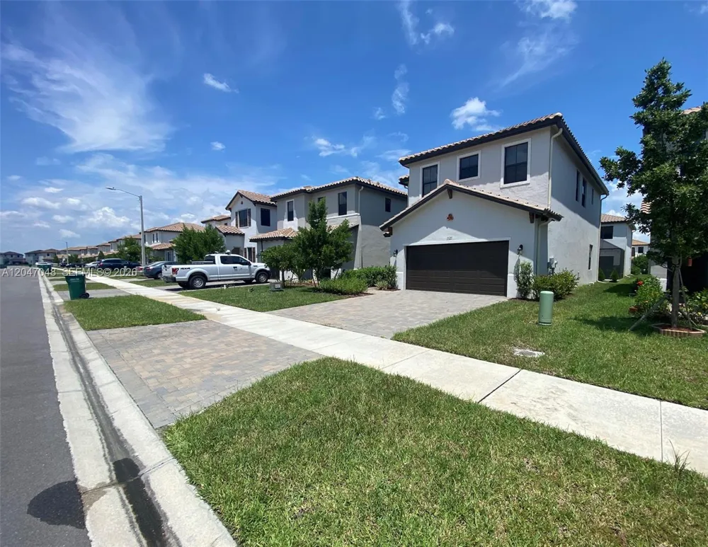 5525 AGOSTINO WAY Ave Maria, FL 34142